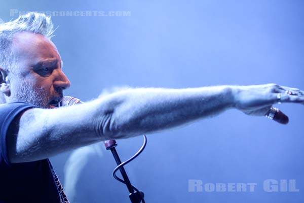 PETER HOOK AND THE LIGHT - 2012-12-17 - PARIS - Trabendo - Peter Woodhead